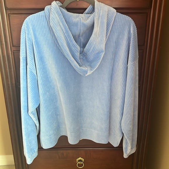 Aerie Ribbed Velour Light Blue Hoodie NWOT Medium - Picture 3 of 8